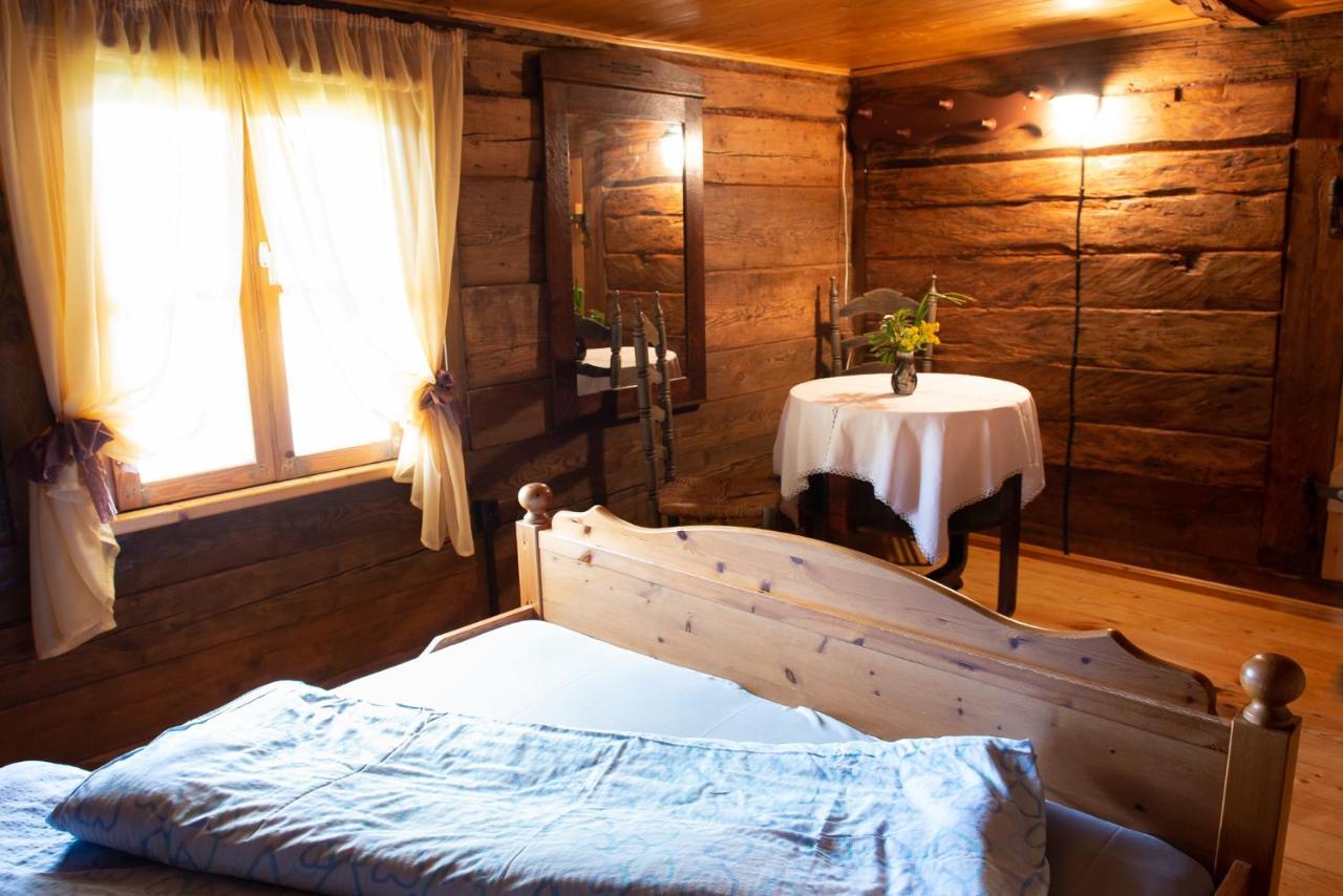 Hotel Ergli Bernāti Esterno foto